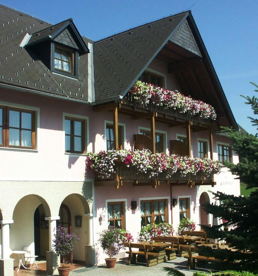 Hotel Arkadenhof Loipersdorf bei Fuerstenfeld Exterior photo